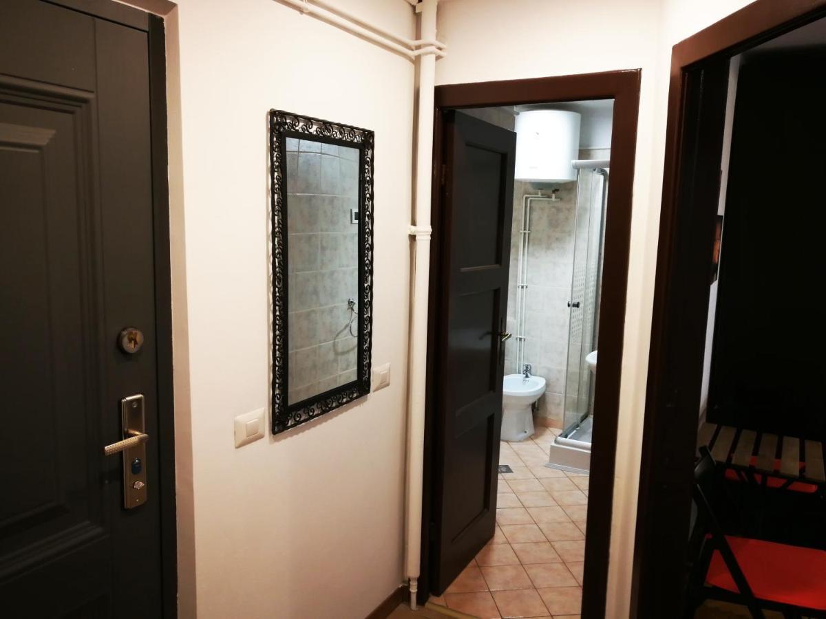 Ferienwohnung Martini Studio Bukarest Exterior foto